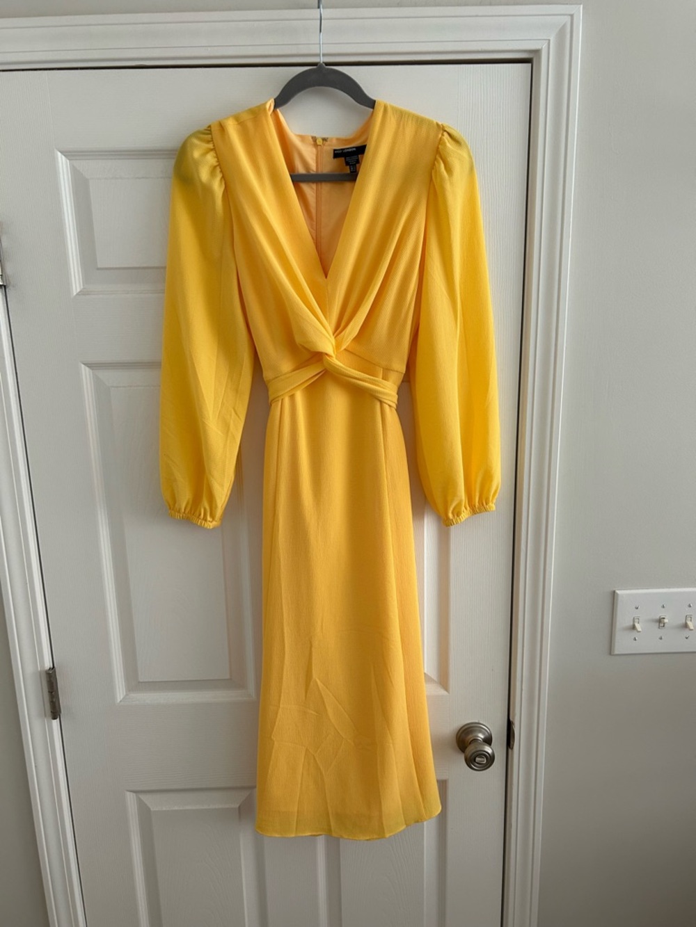 Maggy London Yellow Twist-Front Long Sleeve Midi Dress size 12